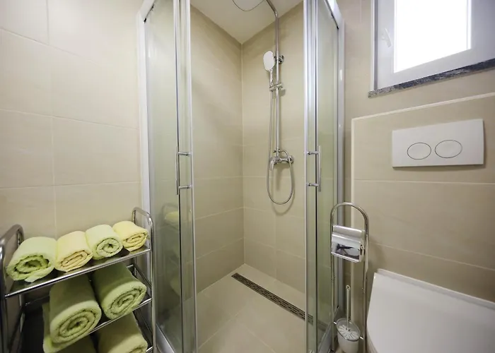 Apartment Pino With Pool, Sauna & Jacuzzi 2