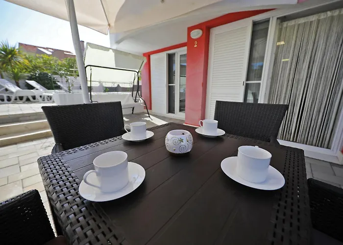 Apartment Pino With Pool, Sauna & Jacuzzi 2