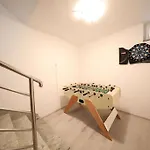 Pino With Pool, Sauna & Jacuzzi 2